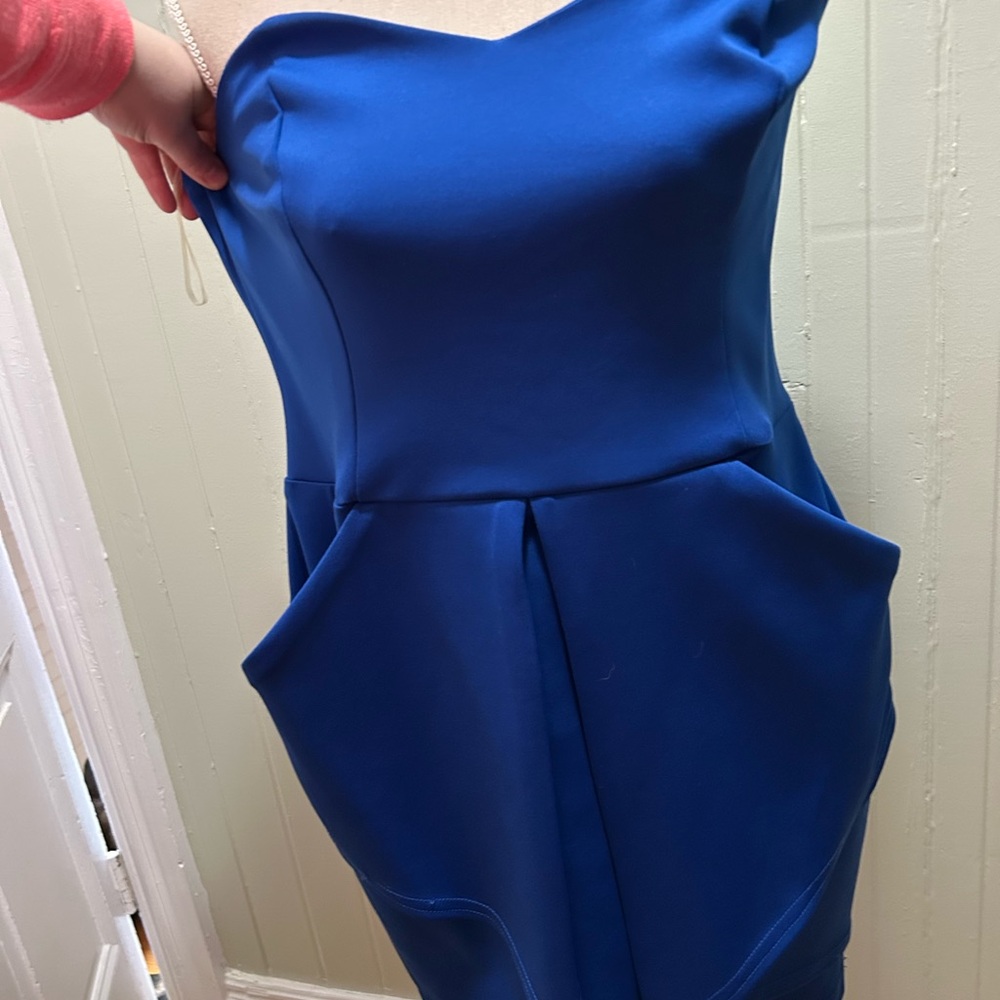 Elegant Blue Strapless Dress